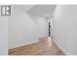 123 AMBER Street - 4