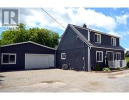 404 QUEENSWAY Street W - 1