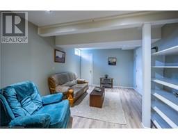 21 MCDOWELL Road W - 33