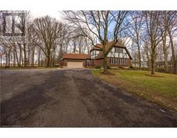 21 MCDOWELL Road W - 37