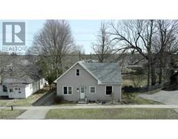 261 QUEEN Street N - 1