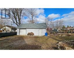 261 QUEEN Street N - 34