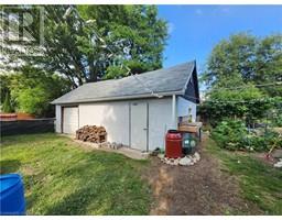 261 QUEEN Street N - 35