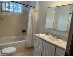 44 WOODHOUSE Avenue - 20