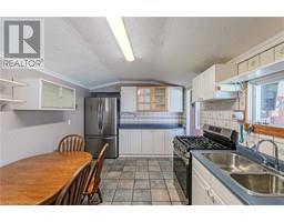 46 GARDEN Street - 43