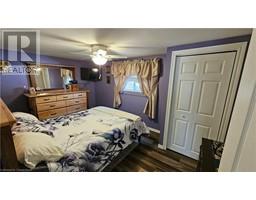 8 OAKWOOD Avenue - 10