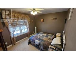 8 OAKWOOD Avenue - 21