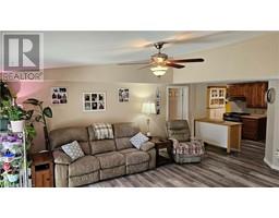 8 OAKWOOD Avenue - 24