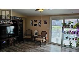 8 OAKWOOD Avenue - 27