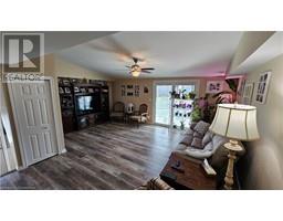 8 OAKWOOD Avenue - 28