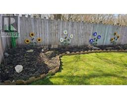 8 OAKWOOD Avenue - 31
