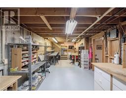 8 GLENDA Street - 41