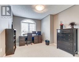 28 WOODLAND Crescent - 19