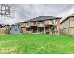 28 WOODLAND Crescent - 36