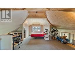 13 KIWANIS Avenue - 19
