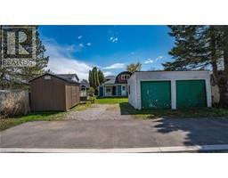 13 KIWANIS Avenue - 21