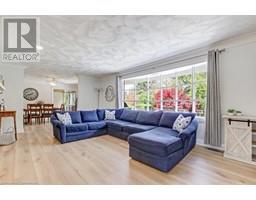 31 LYNNDALE Road - 19