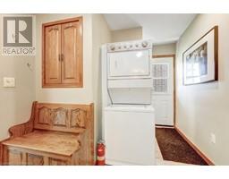31 LYNNDALE Road - 25