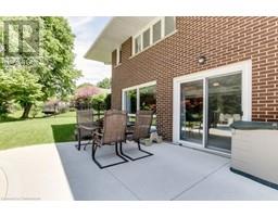 31 LYNNDALE Road - 42