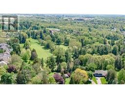 31 LYNNDALE Road - 44