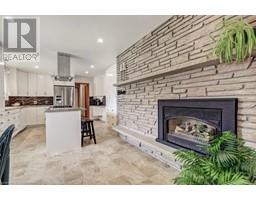 31 LYNNDALE Road - 8