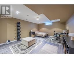6 VIOLA Court - 31