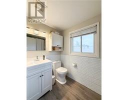 132 KING HIRAM Street - 25