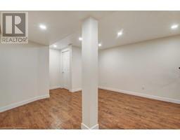 26 RICHARDSON Drive UnitNo. 26 - 15