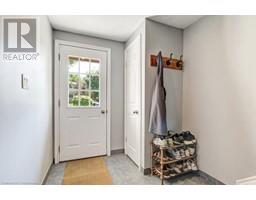 26 RICHARDSON Drive UnitNo. 26 - 3