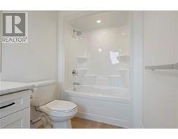 111 AMBER Street - 27