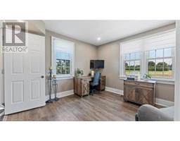 2185 24 Highway E - 18