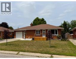 153 CONNAUGHT Avenue - 1