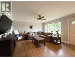 153 CONNAUGHT Avenue - 8