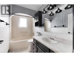 119 BELL Street - 16