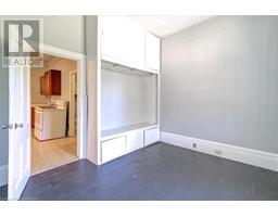 145 NORFOLK Street S - 27