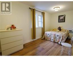 210 CHAPMAN Street W - 10
