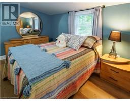 210 CHAPMAN Street W - 12