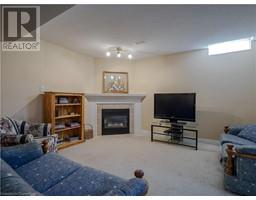 19 SOMERSET Drive UnitNo. 17 - 21