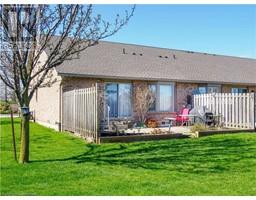 19 SOMERSET Drive UnitNo. 17 - 26
