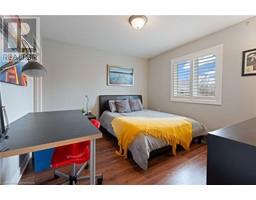 49 KELLY Drive - 12