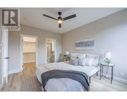 51 ROGERS Street - 17