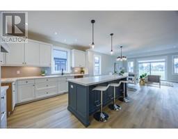 85 DUCHESS Drive - 7