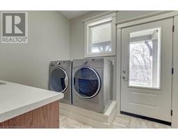 35 VIOLA Court - 26