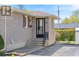 87 CROSIER Street - 4