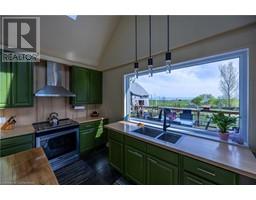1698 LAKESHORE Road - 12