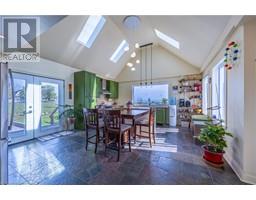 1698 LAKESHORE Road - 7