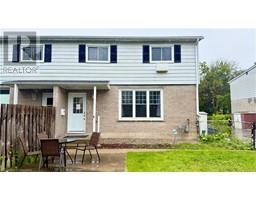 43C METCALFE Crescent - 2