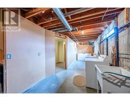 44 WOODLEY Road - 26