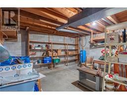 44 WOODLEY Road - 32