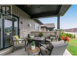 24 CRADDOCK Boulevard UnitNo. 8 - 27